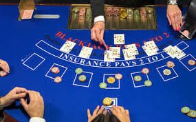 Komunitas pemain Casino Hold'em toko79 dari berbagai kota di Indonesia berinteraksi di meja live